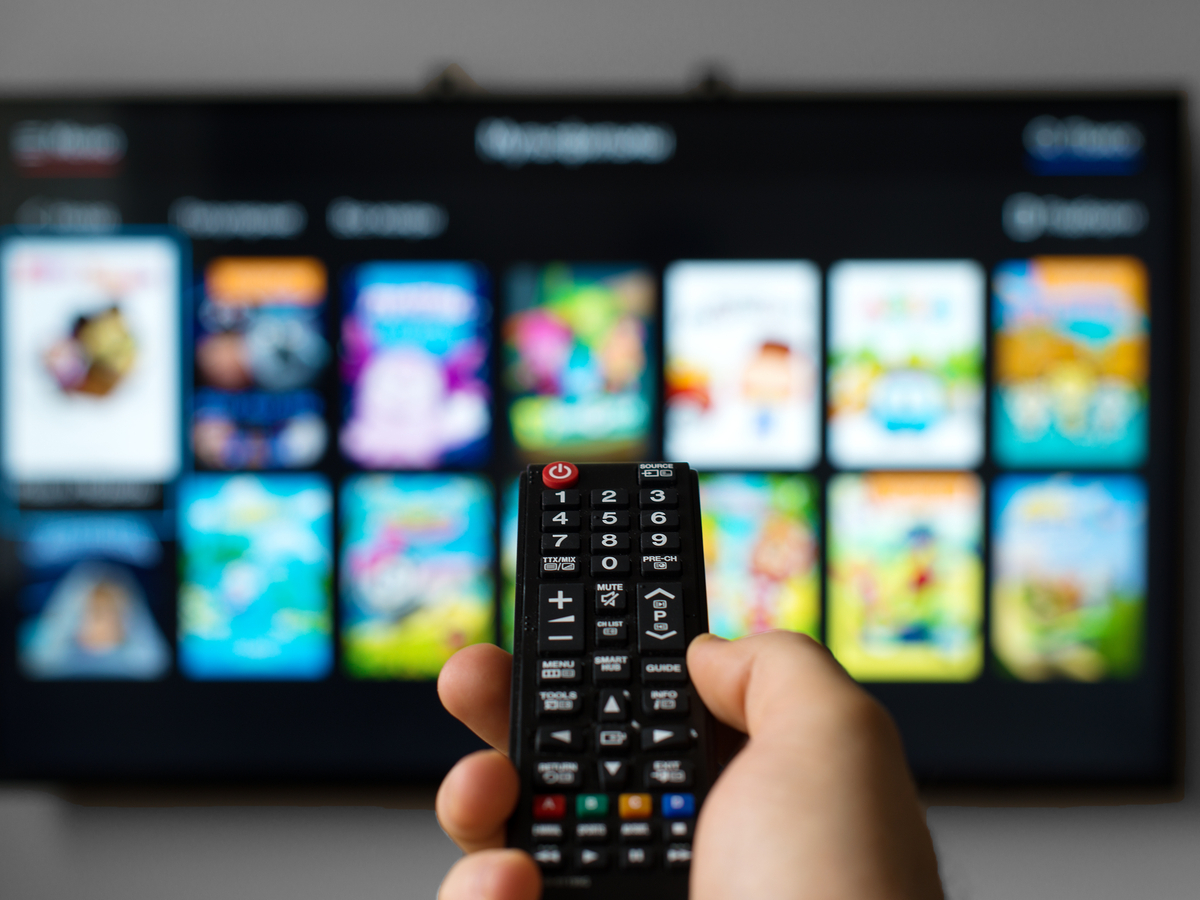 Complete Guide To Watch TV Online While Saving Money moneyview